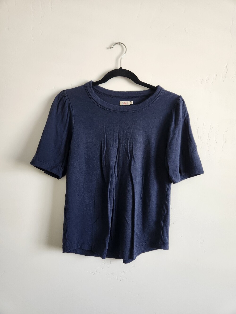 Faherty Cloud Puff Sleeve T-Shirt Navy Blue Size Medium - Picture 2 of 7